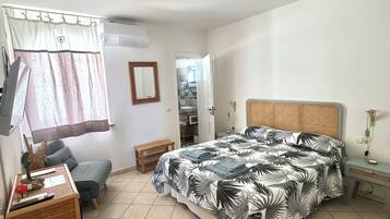 Exclusive Double Room, 1 Katil Ratu (Queen) | Peralatan tempat tidur premium, busa memori, kalis bunyi, Wi-fi percuma