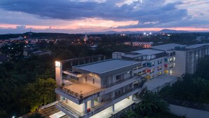 Ảnh chưa phân loại, 3 trong số 42 ảnh, nút