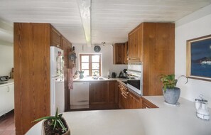 Kühlschrank, Herdplatte, Geschirrspüler