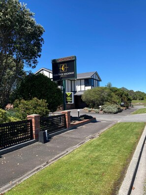 Exterior - Heritage Highway Motel (Hokitika)