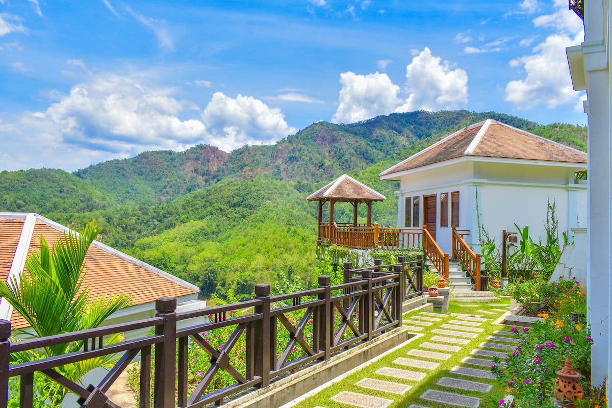 Signature Villa Queen