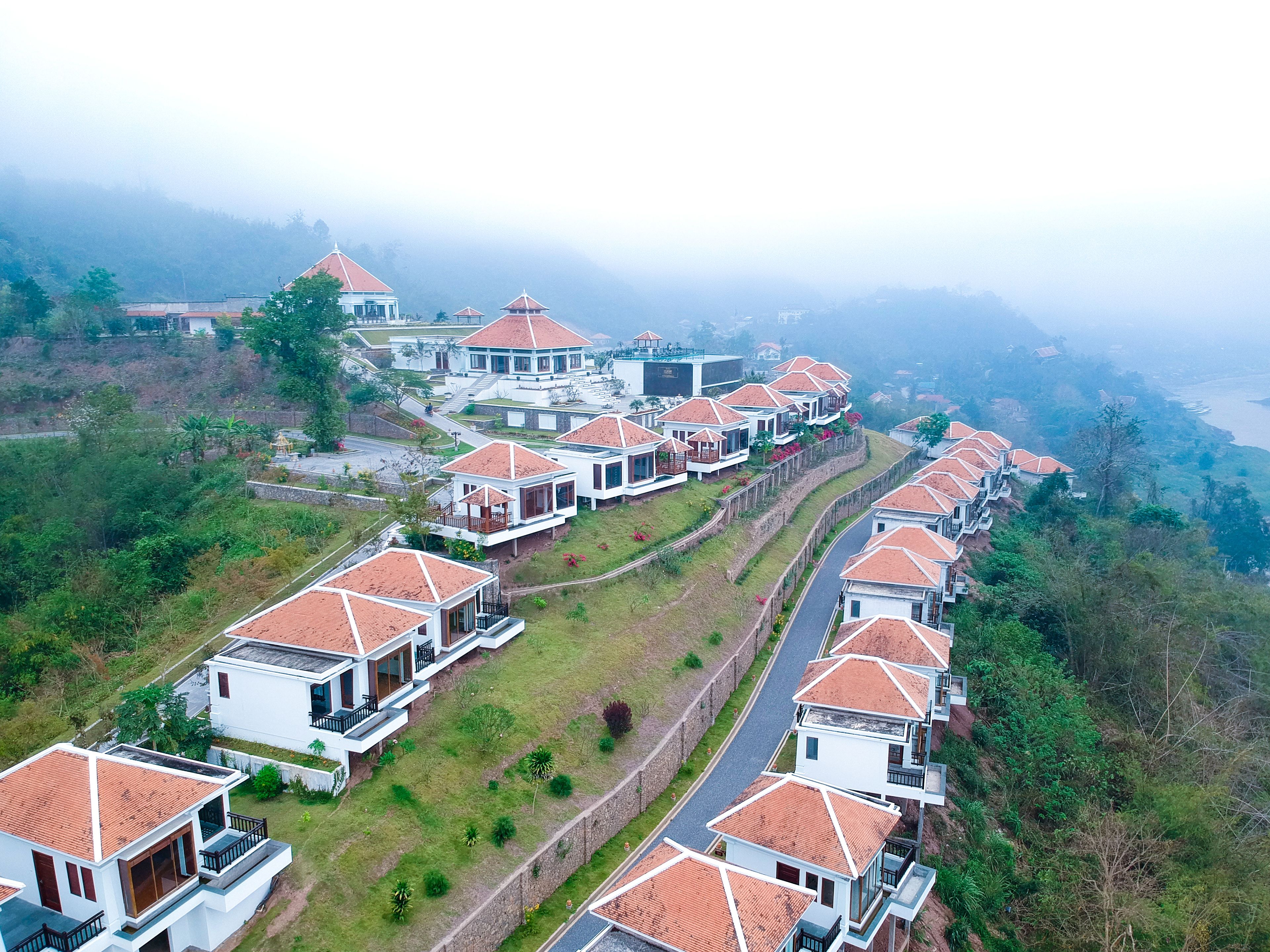 family room | minibar
