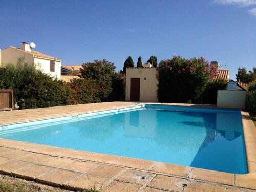 T2 Villa with pool and parking in Port Leucate, 4 people