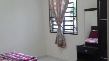Vila Deluks, 4 kamar tidur, pemandangan kebun, area taman | Seprai premium, brankas, meja kerja, dan setrika/meja setrika