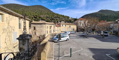 Duplex (classified 4 stars) in village house with exceptional views!  