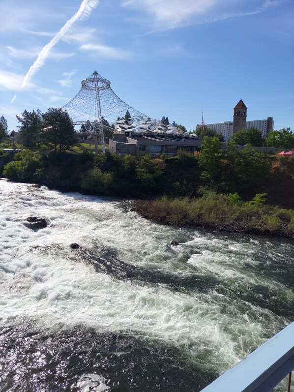 Property grounds - Spotless in Spokane  (Spokane)