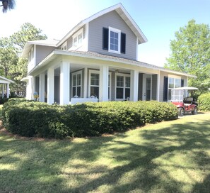 Exterior - FAMILY-PERFECT, 2 golf carts, beach chairs,bikes, UPSTAIRS AC, NO PETS, (Miramar Beach)