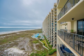 Property grounds - RELAX on the BEACH! **Gulf Front 3 Bedroom at Phoenix VIII (Orange Beach)