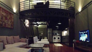 Nimman F3 | Area keluarga | TV layar datar