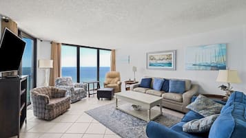 TV connectée, livres, chaßne hi-fi