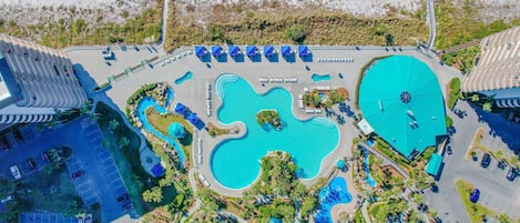 温水プール
