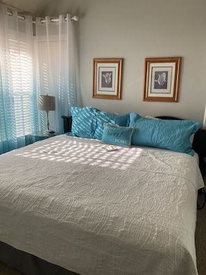 2 bedrooms, iron/ironing board, travel cot, free WiFi