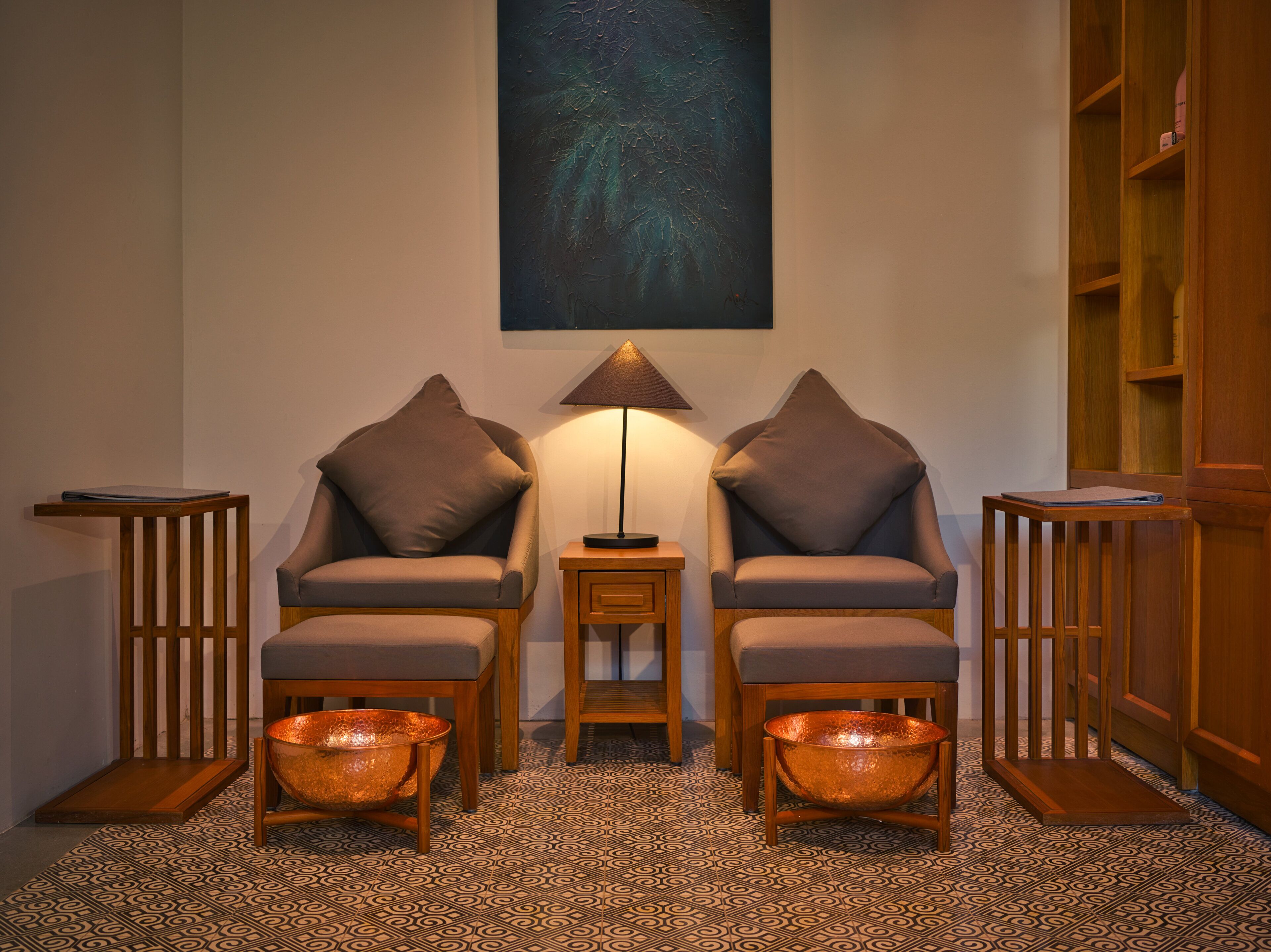 couples treatment room(s), sauna, steam room, hot stone massages