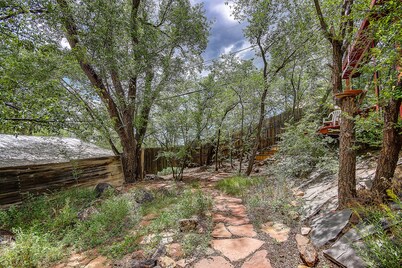 Charming Hideaway in Downtown Flagstaff  