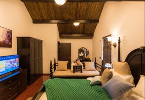 Chambre Double Deluxe | Rideaux occultants, Wi-Fi gratuit