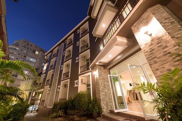 Property entrance - The Hideaway Resort Pattaya Chonburi (Pattaya)