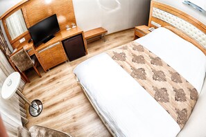 Kamar Single Deluks | Minibar, brankas, kedap suara, dan setrika/meja setrika