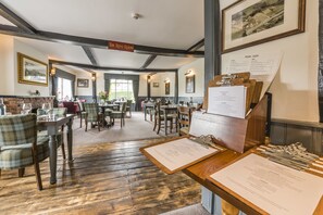 Breakfast, lunch, dinner served; local cuisine 