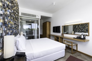 Deluxe Double or Twin Room, 1 Double Bed, City View | Minibar, in-room safe, desk, laptop workspace