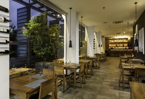 Breakfast, lunch, dinner served; international cuisine 