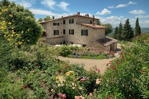 Exterior - Luxury Chianti in La Farfalla in Panzano Chianti (Panzano)