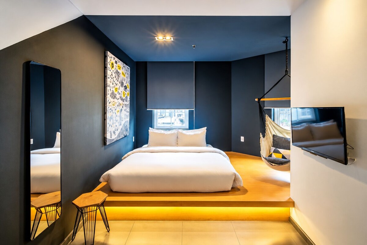 Executive Double Nest | Free minibar, in-room safe, desk, soundproofing