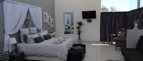 1 habitación, ropa de cama de alta calidad, wifi gratis y ropa de cama