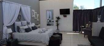 Eden Self Catering Chalets