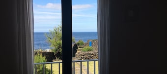 Casa da Beira Mar - an ocean refuge (RRAL nº988)