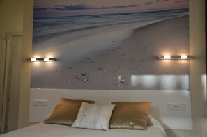 1 bedroom, iron/ironing board, free WiFi, bed sheets - Apartment with terrace on the beach Costa Barcelona (Malgrat de Mar)