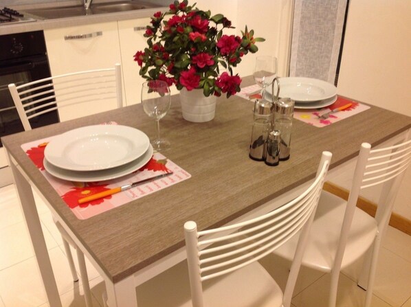 Private kitchen - Faenza Apartment (Florence)