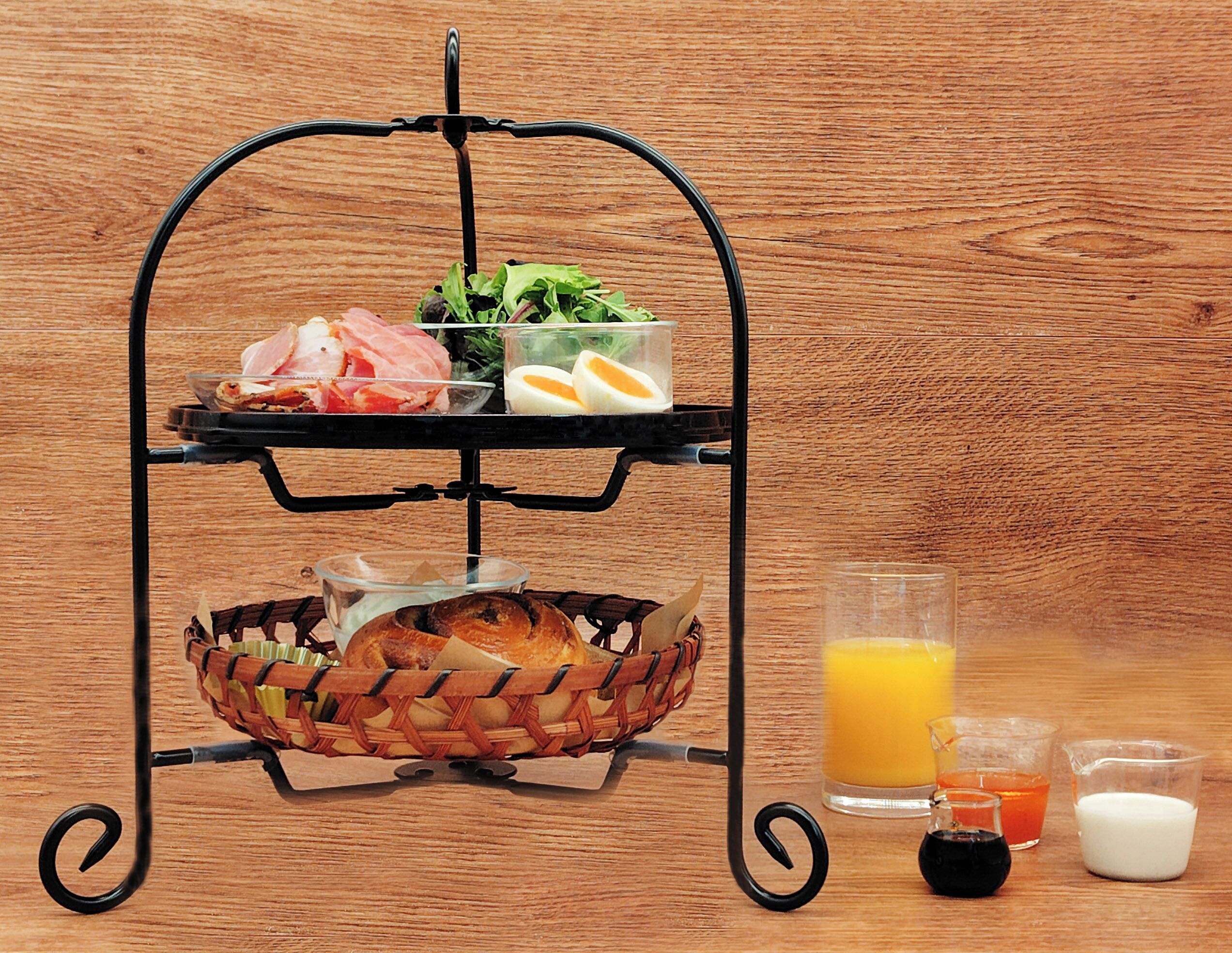 daily cooked-to-order breakfast (jpy 4500 per person)