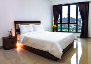 Suite (Lazy Travel's) | 3 habitaciones, ropa de cama de alta calidad y escritorio