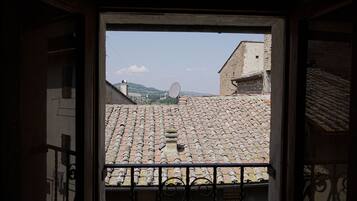 Doppia Standard (Desiderio) | Balcone