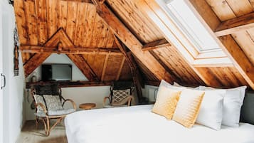 Appartement, 1 slaapkamer | Luxe beddengoed, geluiddichte muren, een strijkplank/strijkijzer