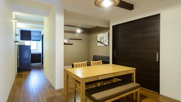 Shiki Homes | KURUMI 胡桃 | Ruokailu omassa huoneessa