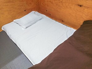 Wi-Fi gratis dan seprai linen