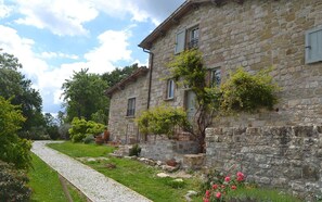 Exterior - Montesalce (Gubbio)