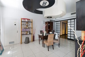 Khu tiếp khách ở sảnh