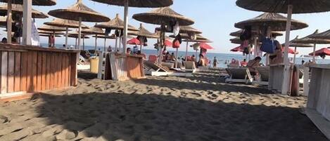 Plage privée à proximité, sable blanc, navette gratuite vers la plage