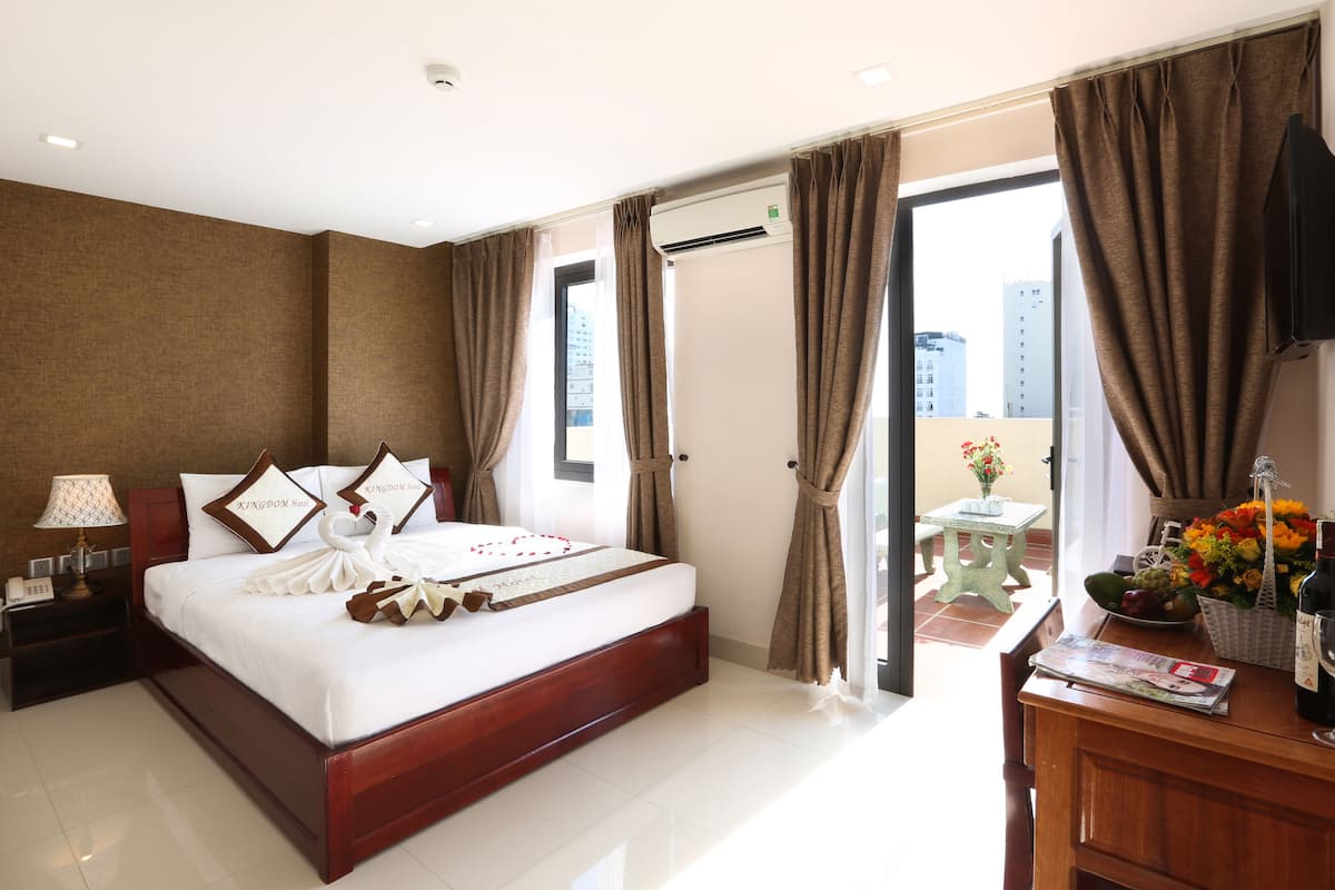 Deluxe Room, 1 Queen Bed