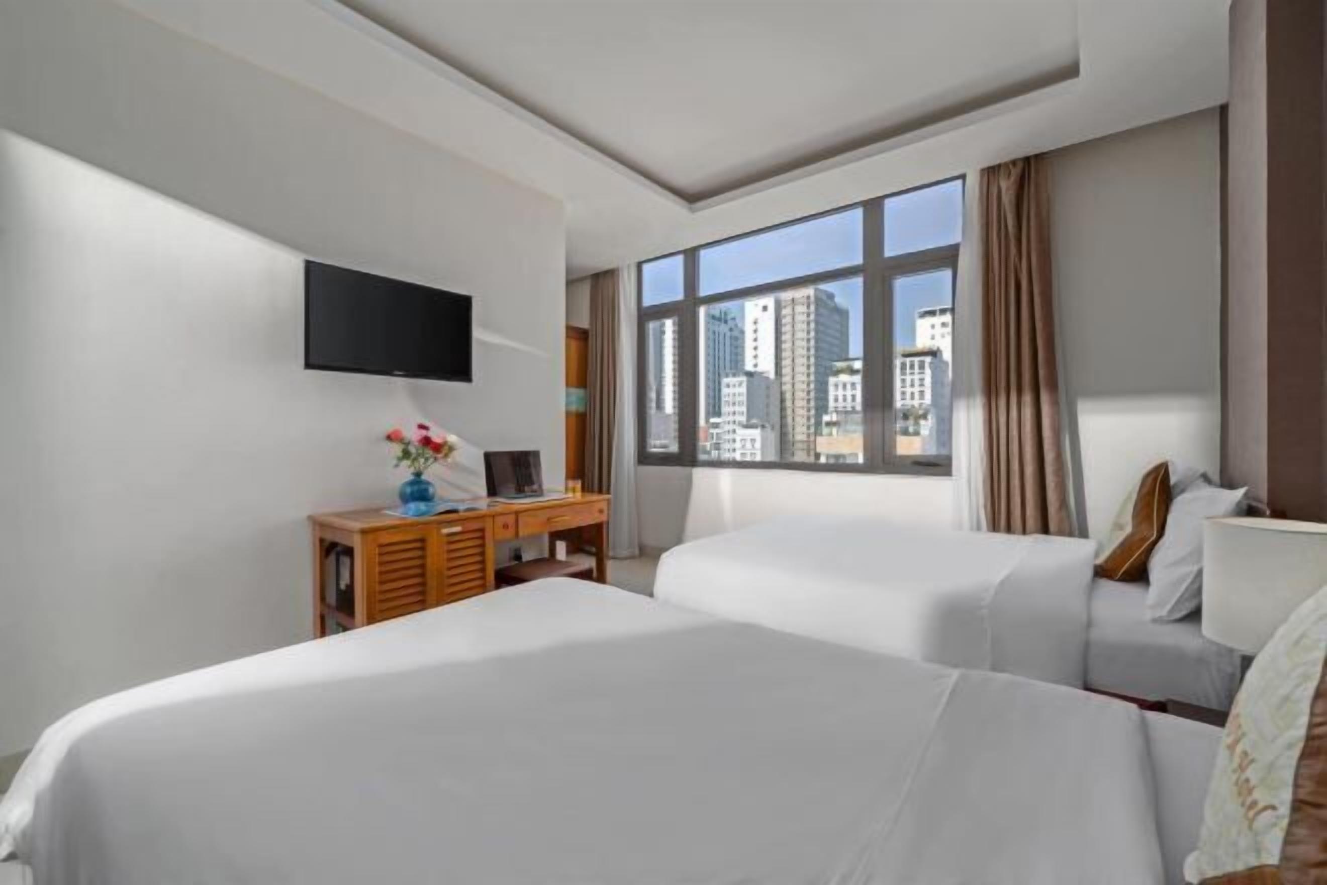 Minibar, Schreibtisch, schallisolierte Zimmer, kostenloses WLAN