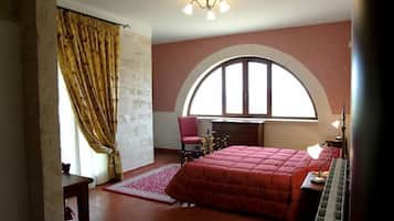 Desk, rollaway beds, free WiFi, bed sheets