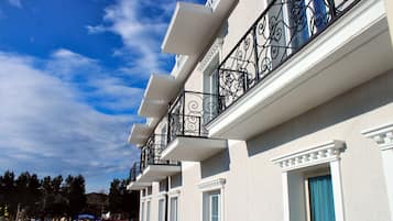 Standard Triple Room, Balcony | Balcony view