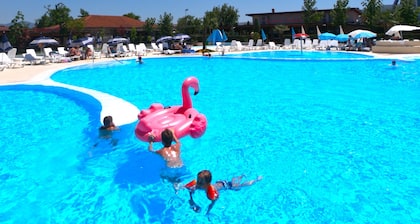 Gardenland Resort