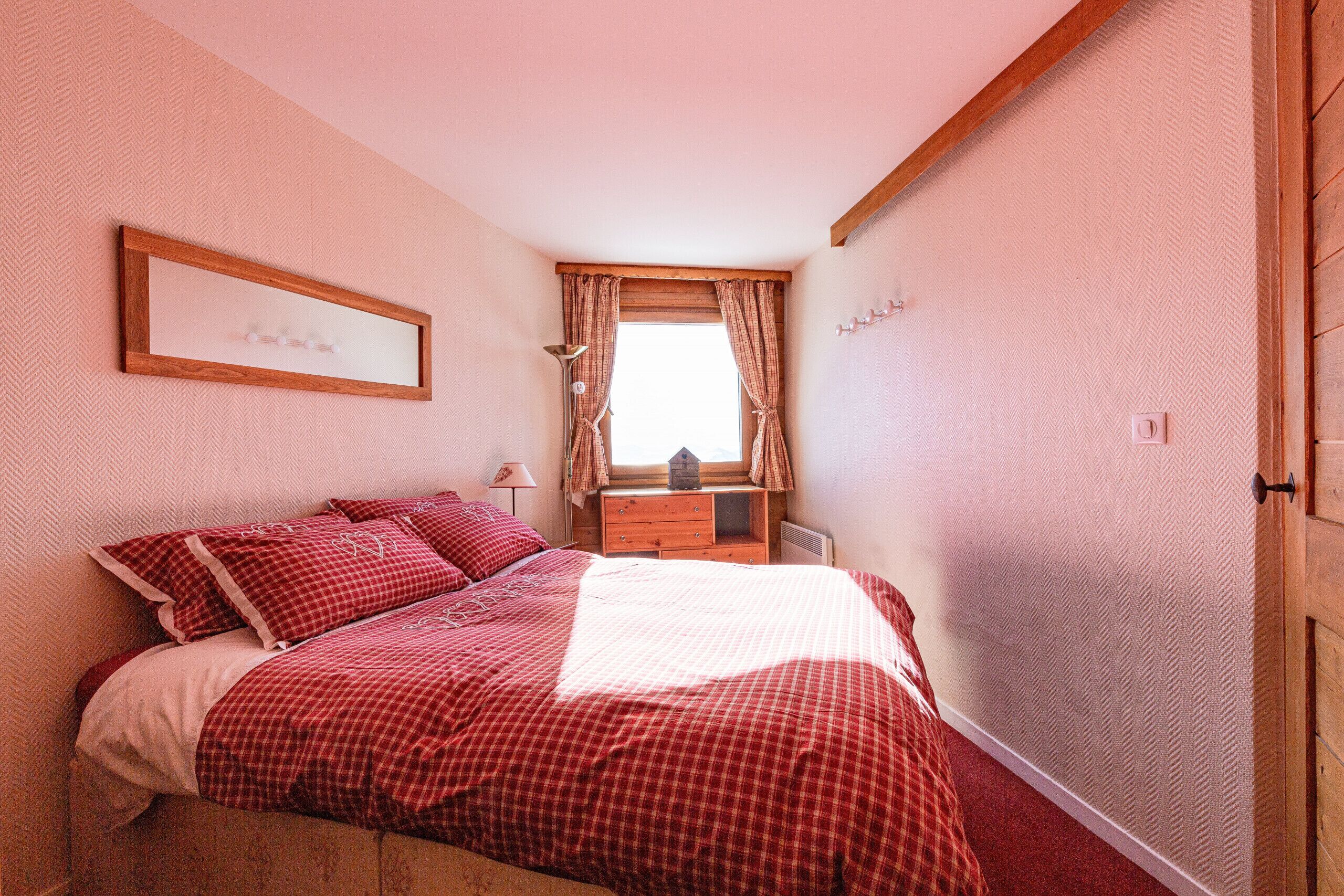 2 sovrum, strykjärn/strykbräda, resesäng och gratis wi-fi