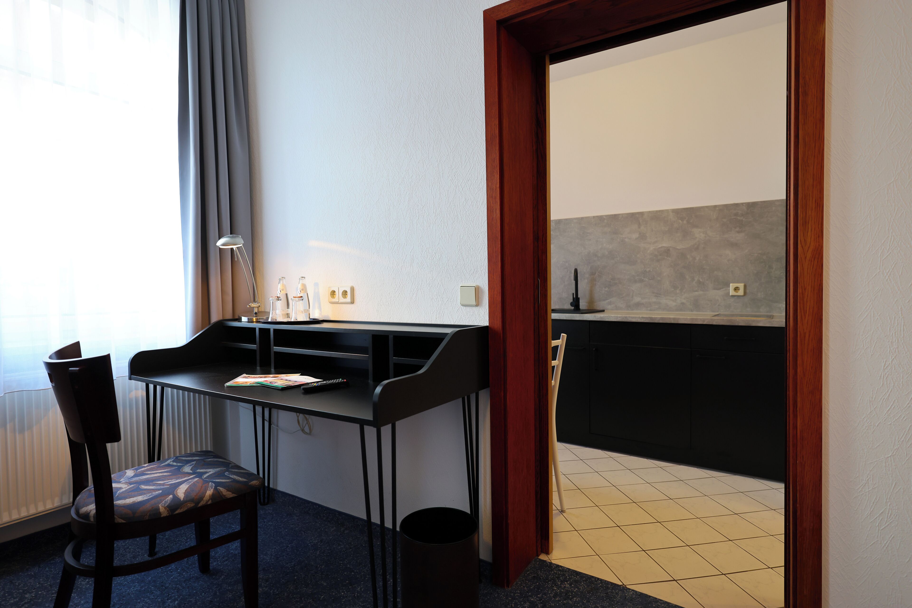 Comfort-Vierbettzimmer | Zimmersafe, Schreibtisch, schallisolierte Zimmer, Babybetten