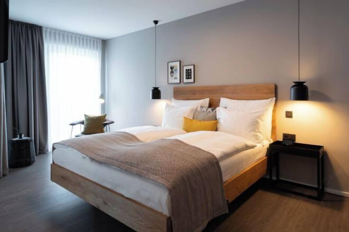 Ropa de cama de alta calidad, cubrecamas y colchones con efecto memoria 