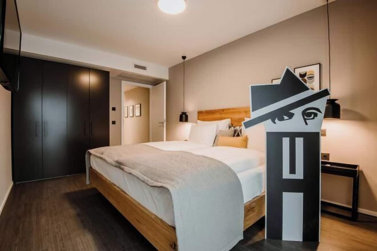 1 habitación, ropa de cama de alta calidad y edredón