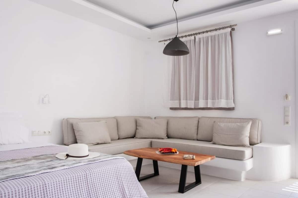 1 bedroom, in-room safe, free WiFi, bed sheets